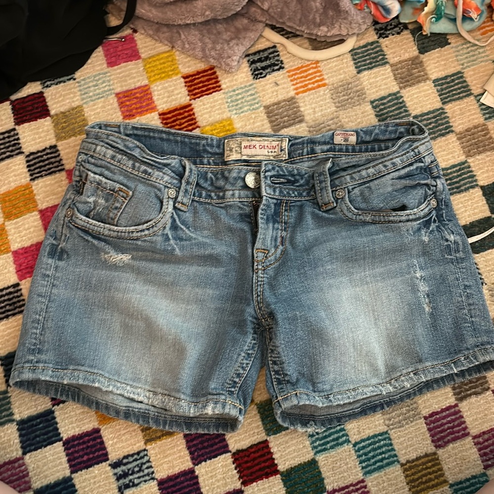 MEK denim low rise Jean shorts size 28